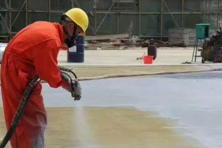 汉中彩色路面喷涂是一种为路面